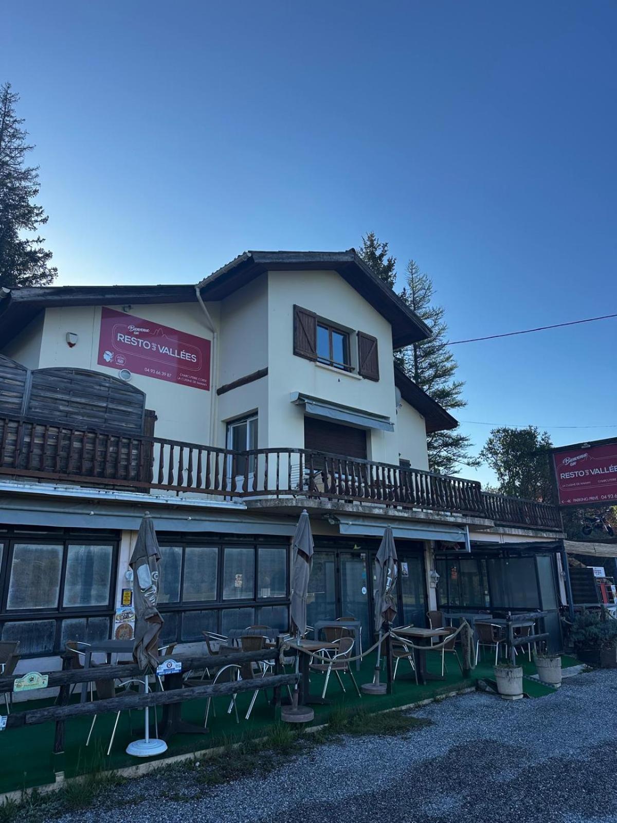Appart'Hotel Des 3 Vallees Le Pied A Terre Séranon Exteriér fotografie